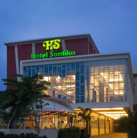 Paket Menginap dan Makan Malam Spesial Tahun Baru Bersama Hotel Santika Bengkulu 