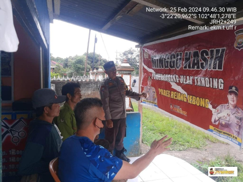 Polsek Padang Ulak Tanding Gelar Minggu Kasih Bersama Babinkamtibmas, Sampaikan Pesan-Pesan Kamtibmas