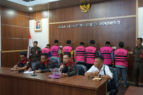 Kejari Mukomuko Tahan 7 Tersangka Dugaan Korupsi di RSUD Mukomuko