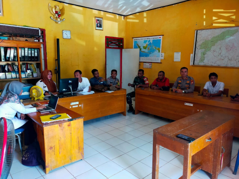 Kapolsek Ketahun Cooling System Dalam Rangka Situasi Kamtibmas Di Desa Air Sebayur