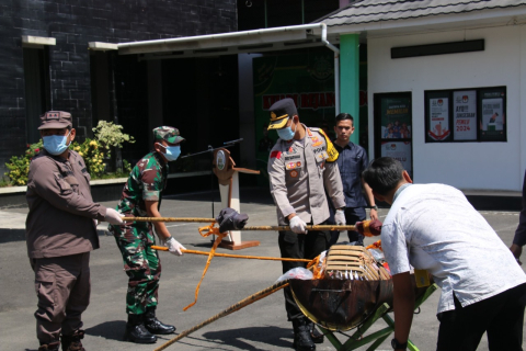 Kapolres Rejang Lebong Hadiri Pemusnahan Barang Bukti di Kejari Rejang Lebong