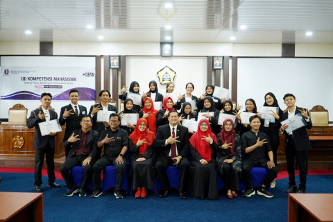 15 Mahasiswa Ilmu Komunikasi FISIP UNIB Lulus Uji Kompetensi Public Speaking dan Presentation Skills
