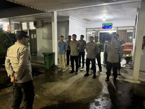 Polres Bengkulu Selatan Tambah Personel, Perketat Pengamanan Kantor KPU 24 Jam Pasca Pleno Pilkada 2024