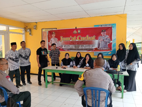 Polsek Sindang Kelingi Gelar Kegiatan Jumat Curhat untuk Meningkatkan Keamanan dan Keterlibatan Masyarakat