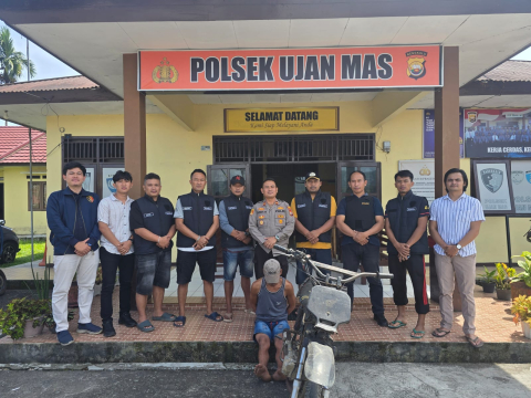 Polsek Ujanmas Amankan Terduga Pelaku Curanmor di Desa PulogetoPolsek Ujanmas Amankan Terduga Pelaku Curanmor di Desa Pulogeto