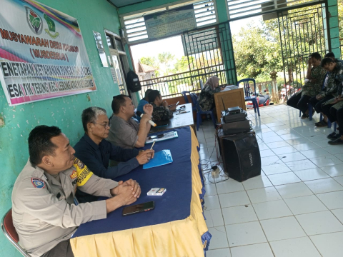 Dukung Ketahanan Pangan di Desa, Kanit Binmas Polsek Lebong Atas Hadiri Musdesus di Desa Tik Tebing