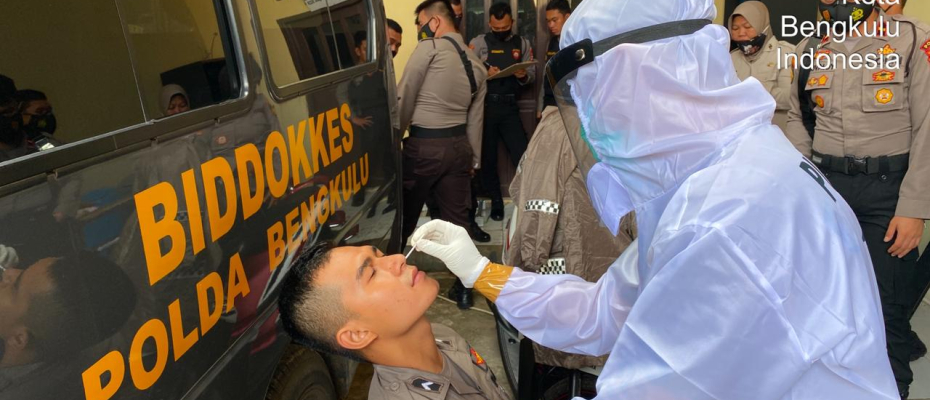 Personil Samapta Polda Bengkulu saat di Rapid Tes