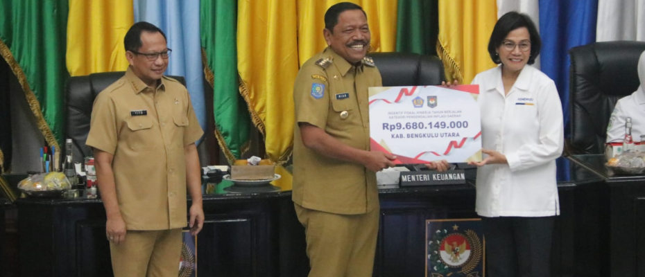 Pengendalian Inflasi Terbaik, Pemkab BU Terima Alokasi Insentifiskal Kinerja Tahun Berjalan 