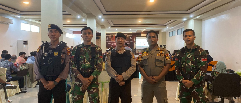 Sinergitas TNI-Polri Amankan Rapat Pleno Terbuka KPU Kabupaten Mukomuko