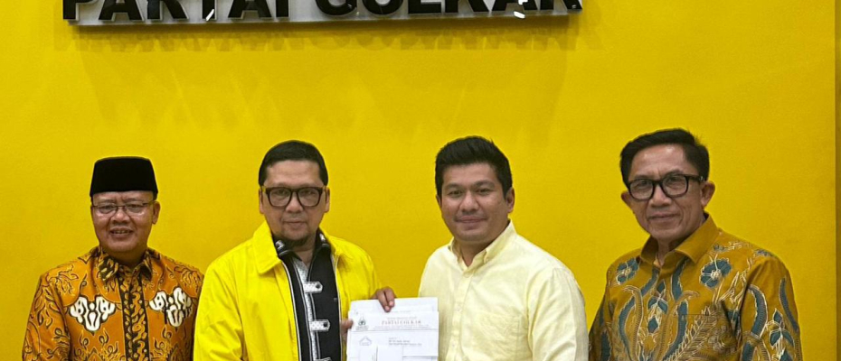 Rekom Partai Golkar Berlabuh Pada Pasangan Arie - Sumarno