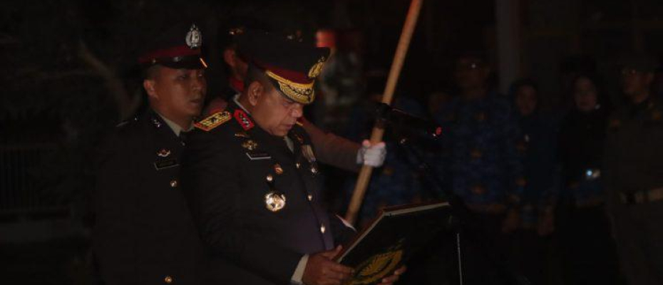 Wakapolda Bengkulu Pimpin Apel Kehormatan dan Renungan Suci Peringati HUT RI ke-79