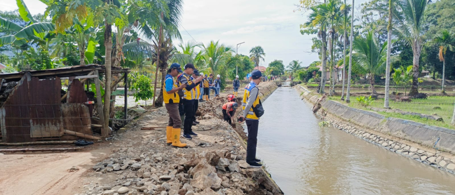 Warga dan Kades Pasang Badan Jaga Kelancaran dan Kenyamanan Rehabilitasi Irigasi D.I Air Ketahun