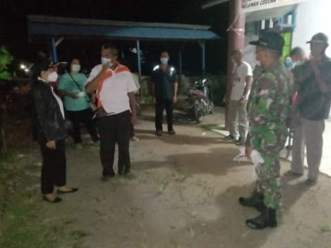 Tekan Laju Penyebaran Covid 19, Koramil Toho Bersama Polsek Himbau Prokes