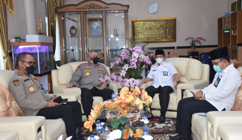 Kapolda Bengkulu dan Kakanwil Kemenag Bahas Strategi Penanganan Covid-19