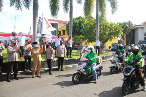 Gubernur Bengkulu Rohidin Mersyah menyambut baik dan mengapresiasi kegiatan Vaksinasi dan Bhakti Sosial yang digagas Ikatan Alumni Akpol 1997 Batalyon Wira Pratama