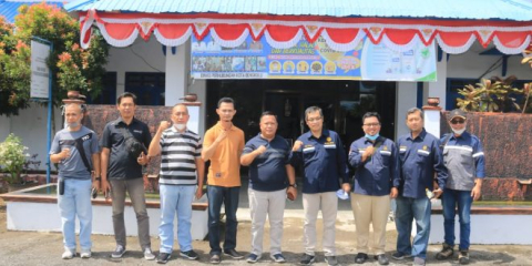 Plt Kadishub Hendri Kurniawan usai menggelar rakor bersama rombongan Direktorat Jenderal Energi Baru ShareFacebookTwitterWhatsApp