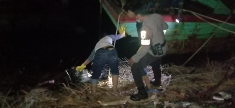 polisi selidiki TKP Penemuan mayat
