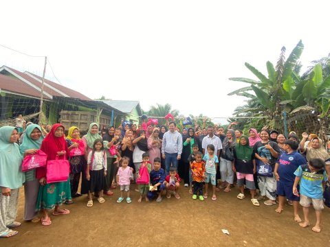 Dengarkan Aspirasi Warga Mukomuko, Sultan Pastikan Kawal Harga Sawit dan Perjuangkan Bantuan Alat Pertanian