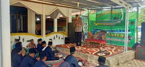 Kapolsek Hadiri Peringatan Isra Mi’raj Bersama Masyarakat
