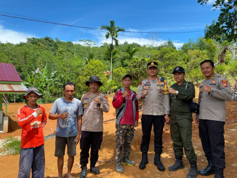 Pemetaan Pengamanan Personel Pada Pemilu 2024, Kapolres Kaur Bersama KPUD Kaur Cek TPS Sulit 