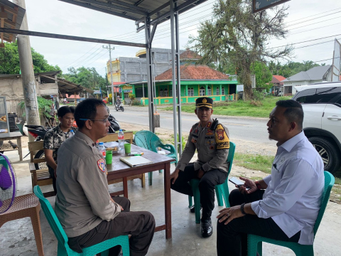 Kapolres Tinjau dan Cek Gudang Logistik KPU Kabupaten Kaur