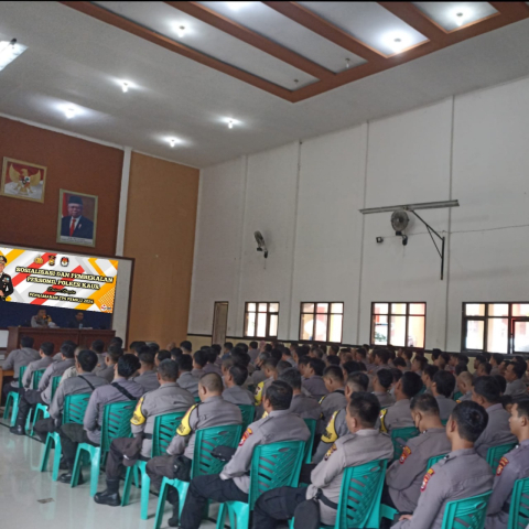 Berikan Pembekalan Personel Pengamanan TPS, Kapolres Kaur Atensikan Hal Ini