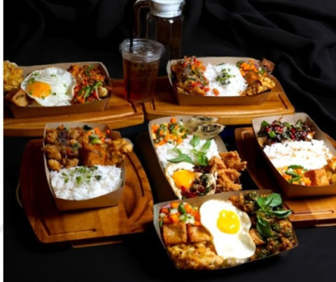 Buka Puasa Lengkap dan Lezat di Wayang Cafe Bengkulu