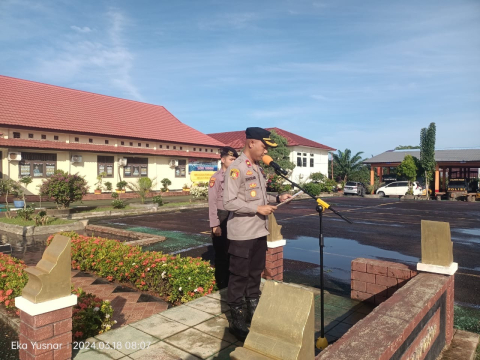 Pimpin Apel Pagi, Wakapolres Kaur Sampaikan Arahan Kepada Personel 