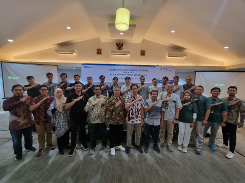 Sesi Foto Bersama Peserta Forum Knowledge Sharing Internal Tahun 2024