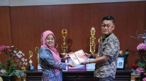 Buku Akuntanesia Bisa Dibaca di Perpustakaan UNTAD