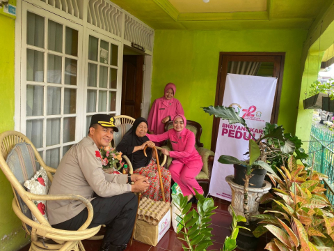 Kapolres Rejang Lebong Bersama Ketua Bhayangkari Cabang Rejang Lebong Kunjungan Silaturahmi kepada Warakauri 