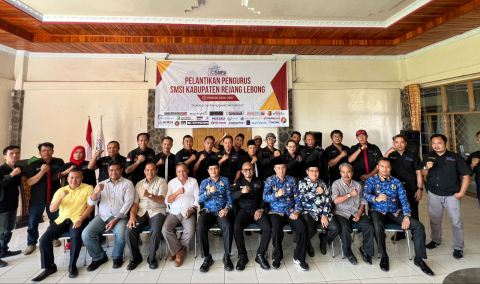 Ketua SMSI Bengkulu Lantik Ketua dan Pengurus SMSI Rejang Lebong Periode 2024-2027