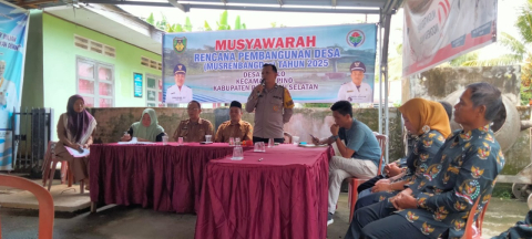 Kanit Binmas Polsek Pino Hadiri MusrenbangDes 2025 di Desa Sebilo, Dorong Sinergi dalam Pembangunan Desa