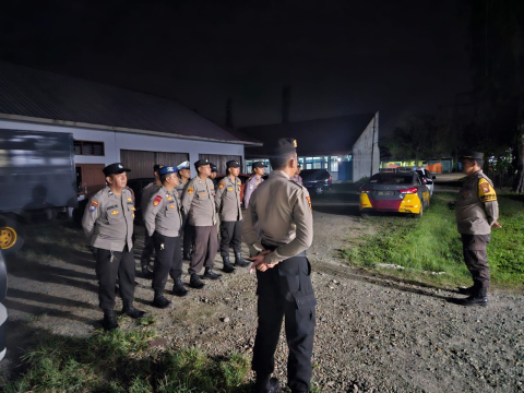 Polres Bengkulu Selatan Tambah Personel PAM, Perketat Pengamanan 24 Jam di Kantor KPU Pasca Pilkada 2024