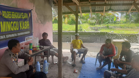 Sat Binmas Polres Bengkulu Selatan Gelar Minggu Kasih, Tampung Keluhan Warga dan Laksanakan Cooling System