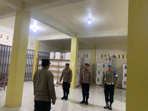 Polres Bengkulu Selatan Perketat Pengamanan Gudang Logistik KPU Selama 24 Jam
