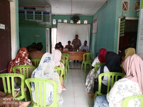 Kapolsek Pino Raya dan Kanit Binmas Hadiri Rapat Lintas Program di Puskesmas Pagar Gading