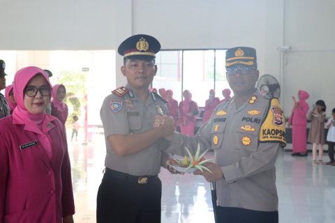 Polres Bengkulu Selatan Gelar Upacara Kenaikan Pangkat dan Perayaan Ulang Tahun Personel