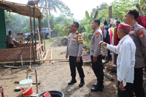 Polres Bengkulu Selatan Lakukan Pengecekan Rehab Rumah Purnawirawan Polri