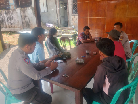 Problem Solving, Bhabinkamtibmas Polsek Lebong Utara Mediasi Perkara Selisih Paham