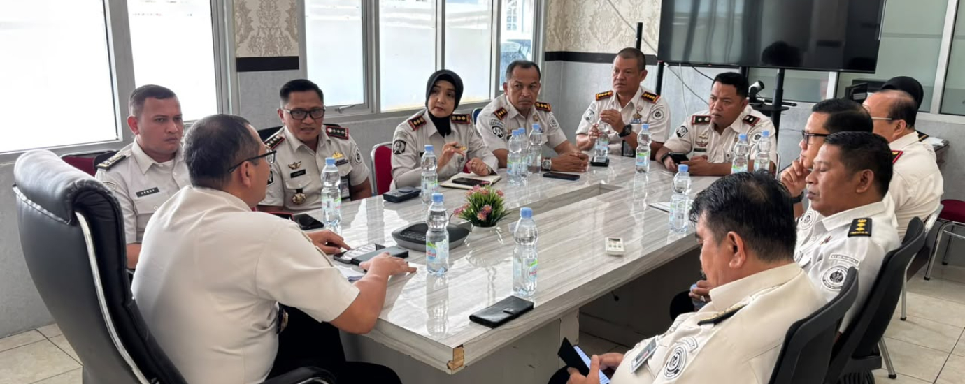 ,