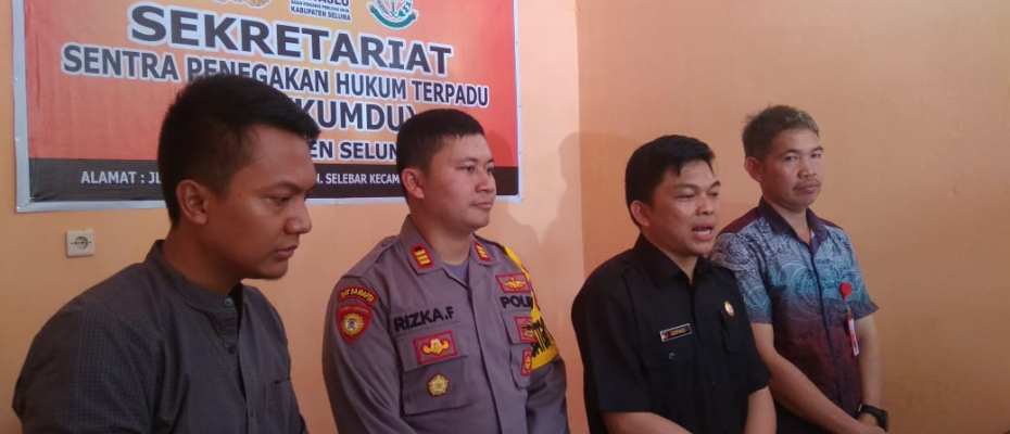 hukum
