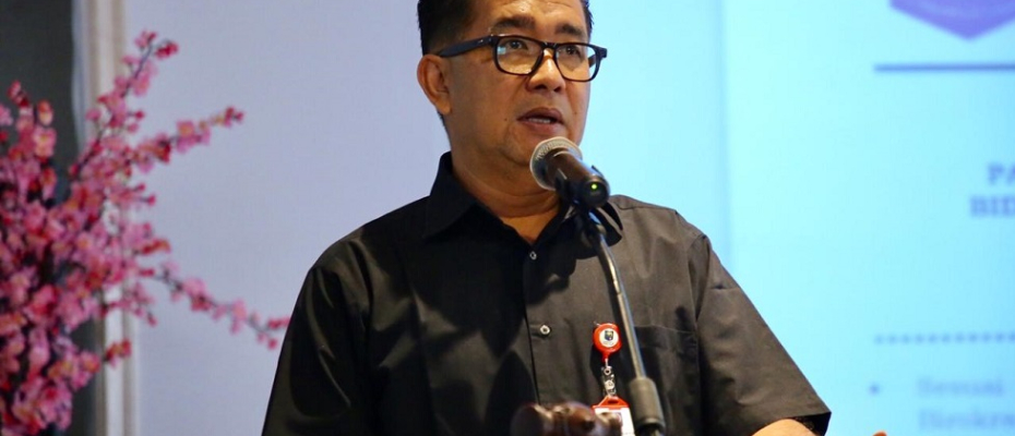 Hukum