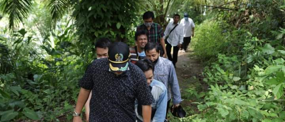 Ketua DPRD Barli Halim Bersama Rombongan Tinjau Lokasi Jembatan Putus