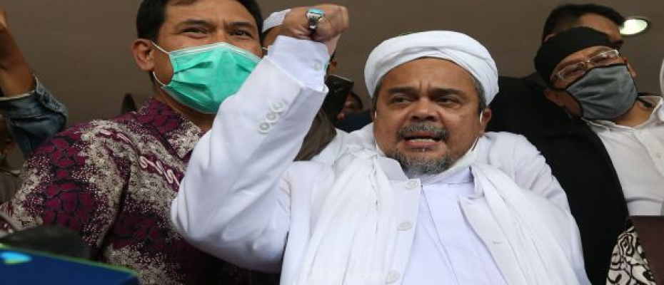 Habieb Rizieq Shihab Ketua Umum FPI