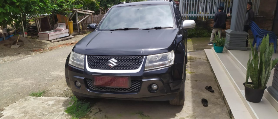 mobil dinas jenis Suzuki Grand Vitara BD 1247 BY merupakan mobil Exs mantan Sekda Bengkulu Selatan dimasa Nazimudin dan Rudi Syahrial ShareFacebookTwitterWhatsApp