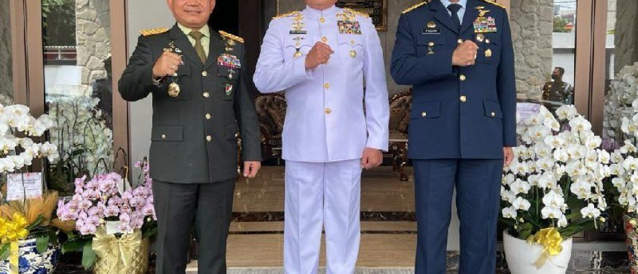 Pimpinan 3 Matra TNI Kumpul di Rumah KSAD Usai Pidato Kenegaraan Presiden, ini yang Dibahas