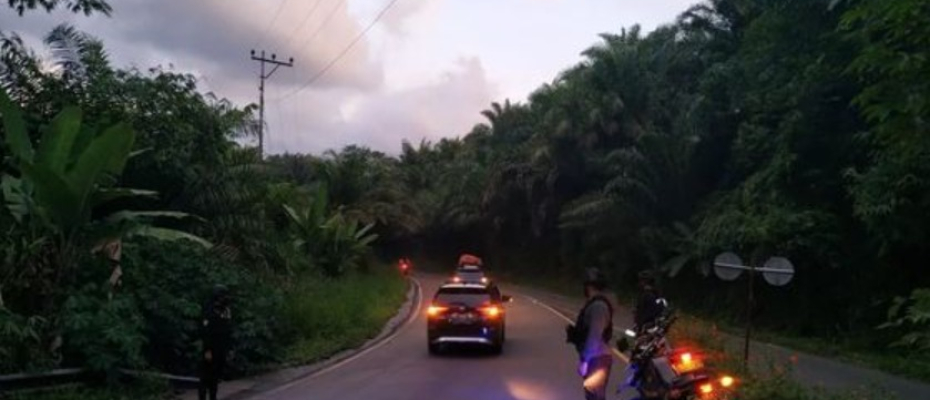 Polres Rejang Lebong Tingkatkan Patroli Rayonisasi dijalan lintas penghubung menuju Kota Lubuklinggau Provinsi Sumatera Selatan SambungFacebookTwitter
