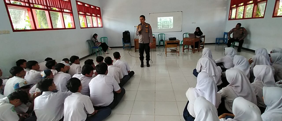 Kapolsek Sosialisasi Cegah Bullying di SMPN 58 Bengkulu Utara