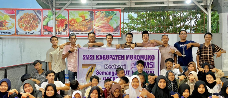 Rayakan HUT ke-7, SMSI Mukomuko Buka Bersama Puluhan Anak Yatim
